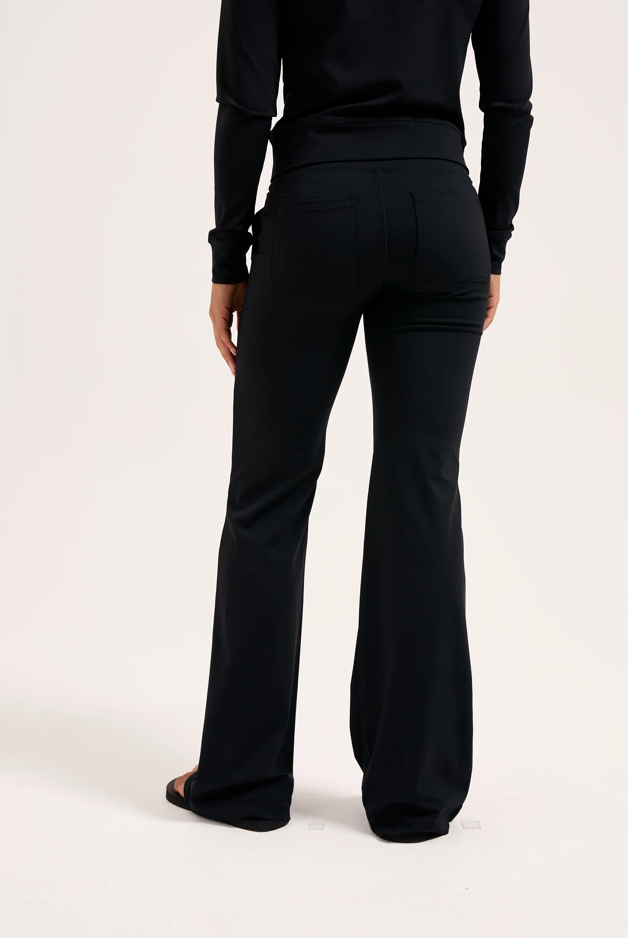 BLACK PEACHED ACTIVE LOW RISE PANTS - Image 5