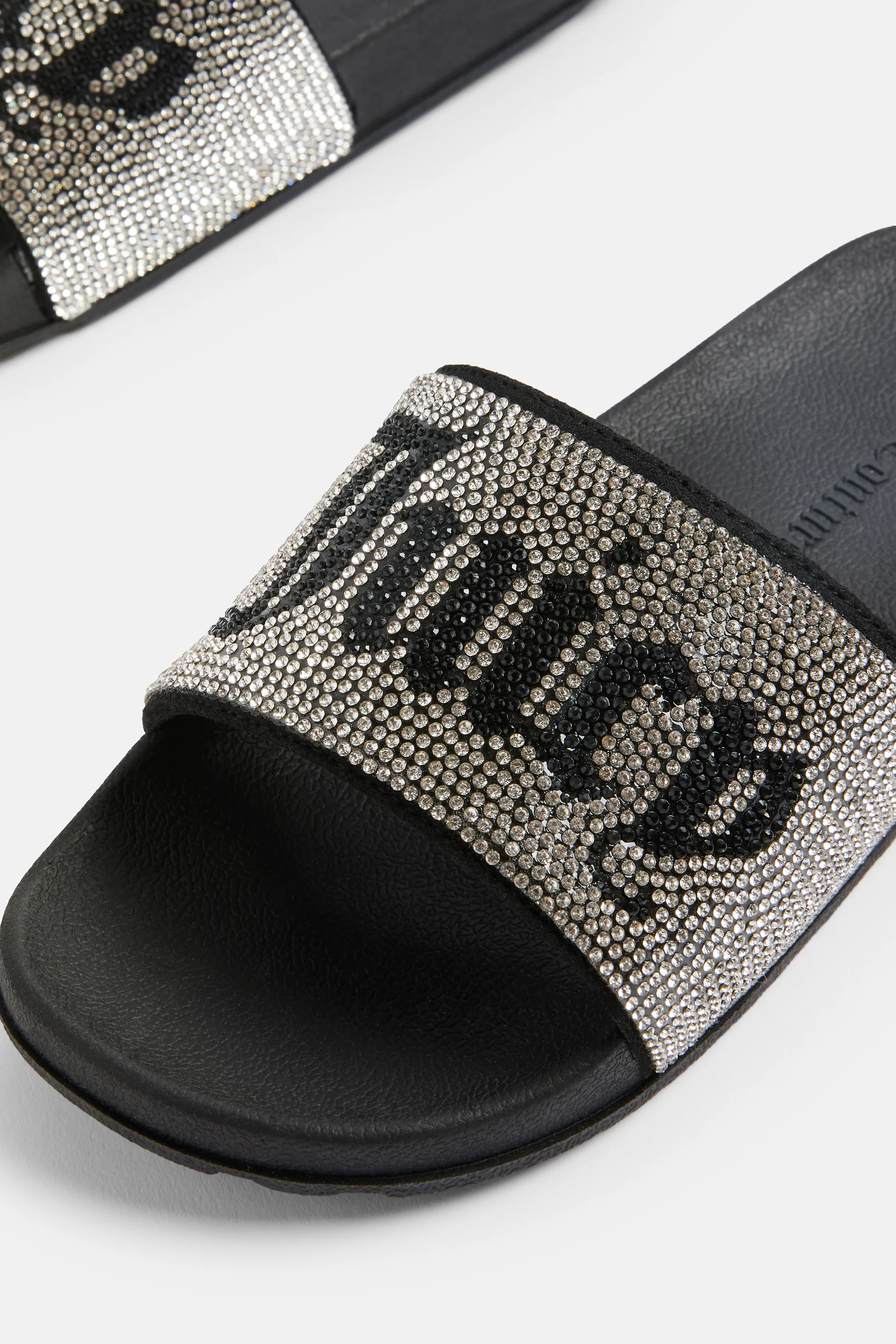 BLACK DIAMANTÉ JUICY SLIDER - Image 3