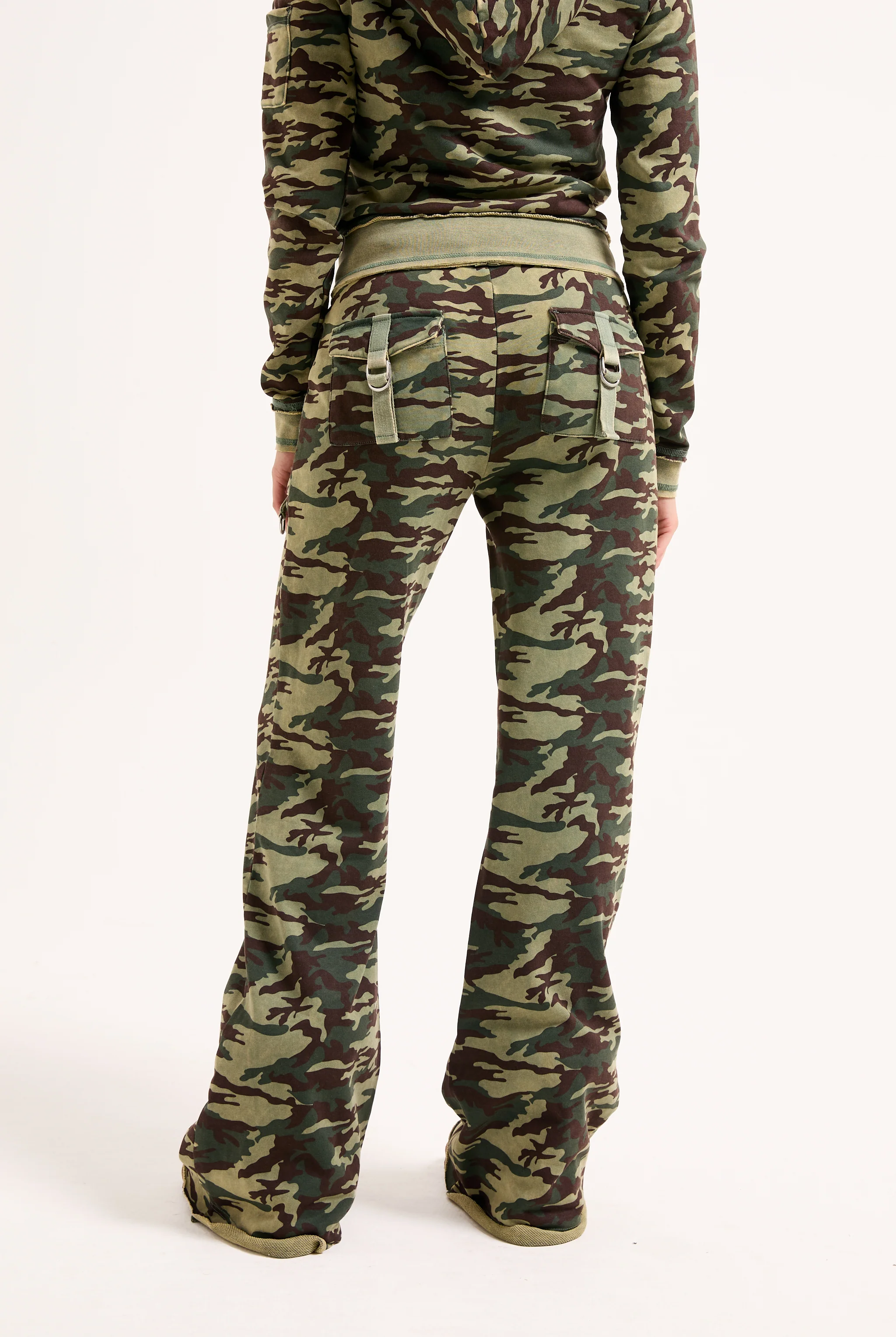 CAMO PRINT WASHED COTTON LOW RISE TRACK BOTTOMS - Image 3