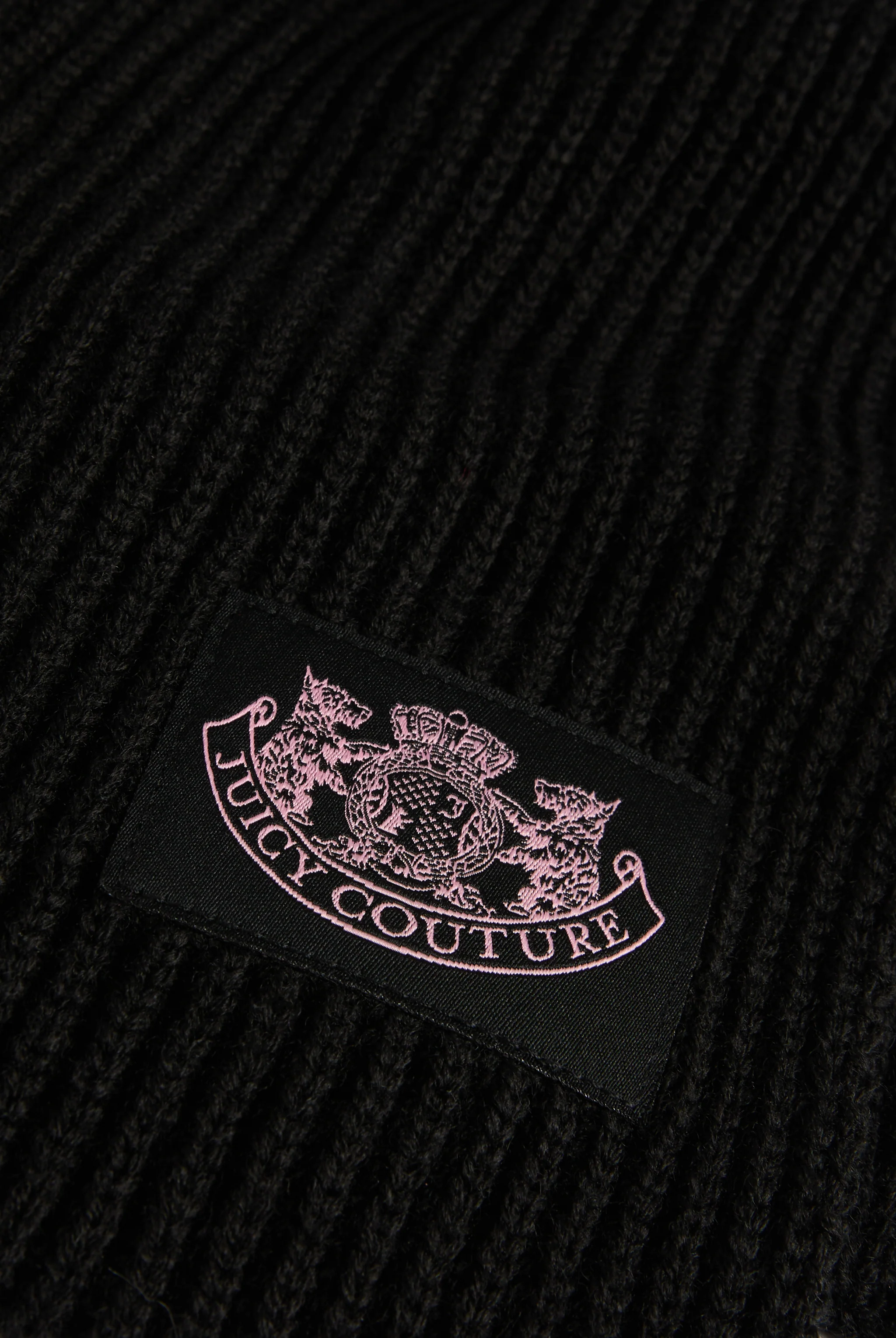 BLACK CREST SCARF / BEANIE SET - Image 5