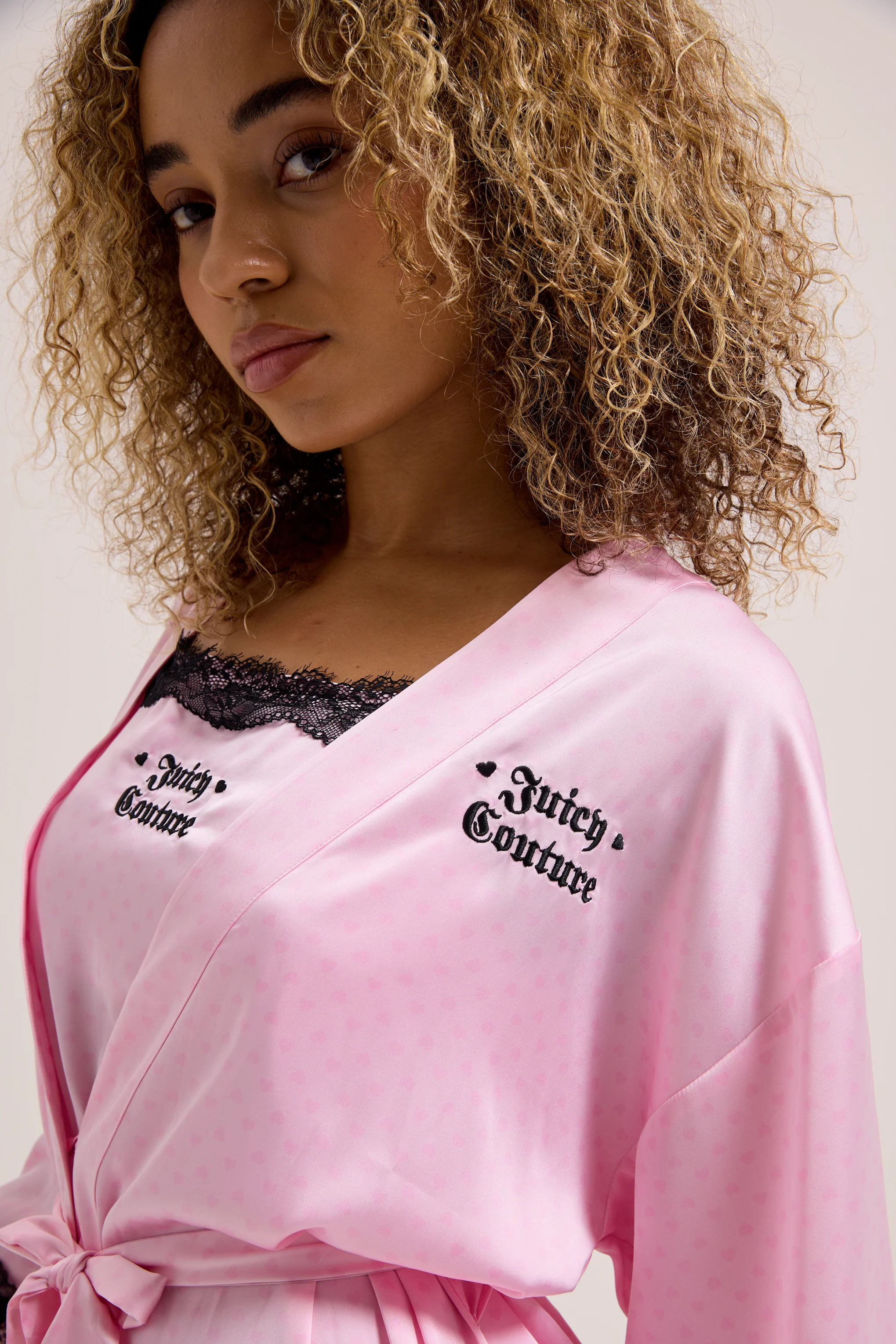 CHERRY BLOSSOM HEART LACE TRIM ROBE - Image 4
