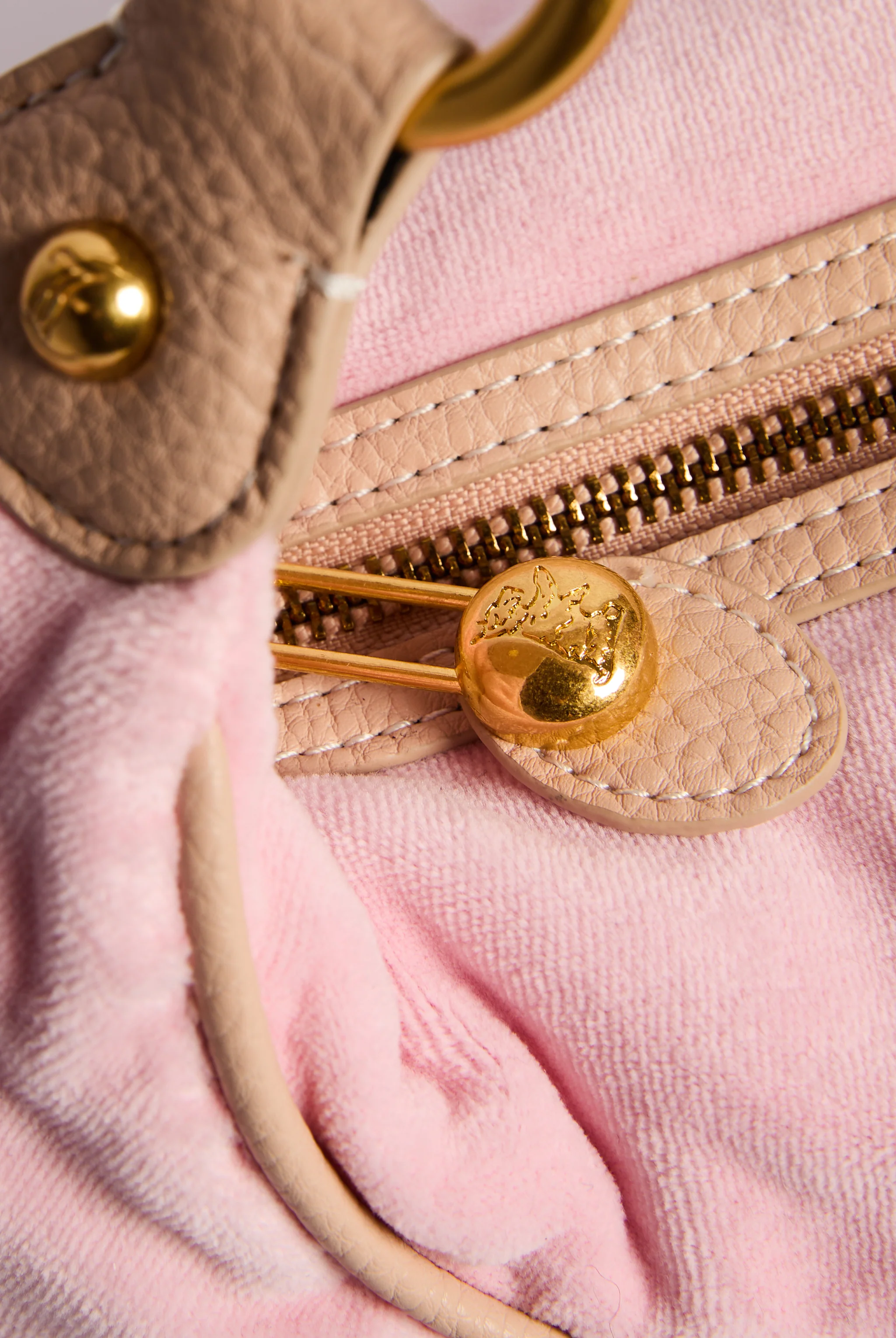 JUICY PINK CREST VELOUR HOBO BAG - Image 10