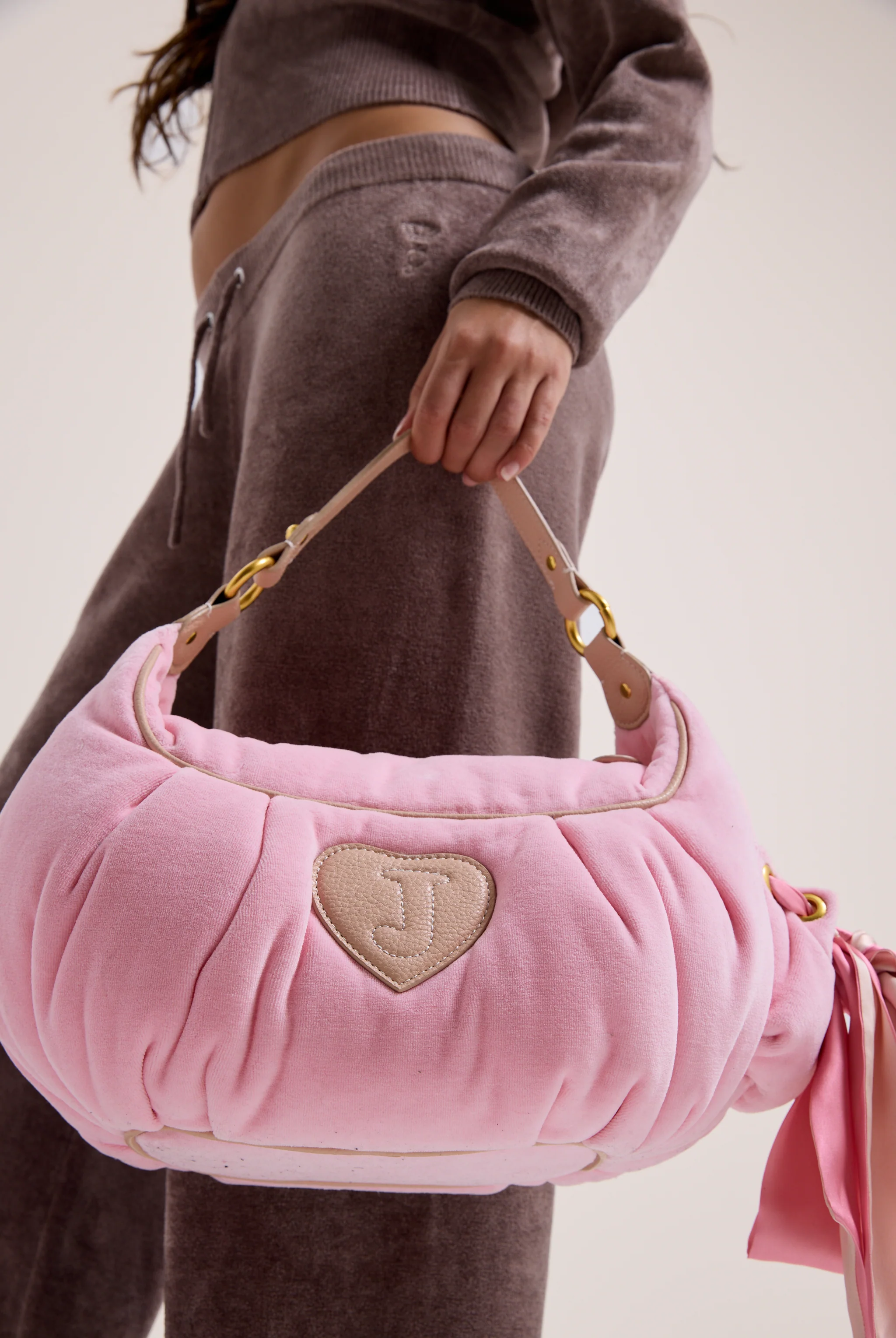 JUICY PINK CREST VELOUR HOBO BAG - Image 5