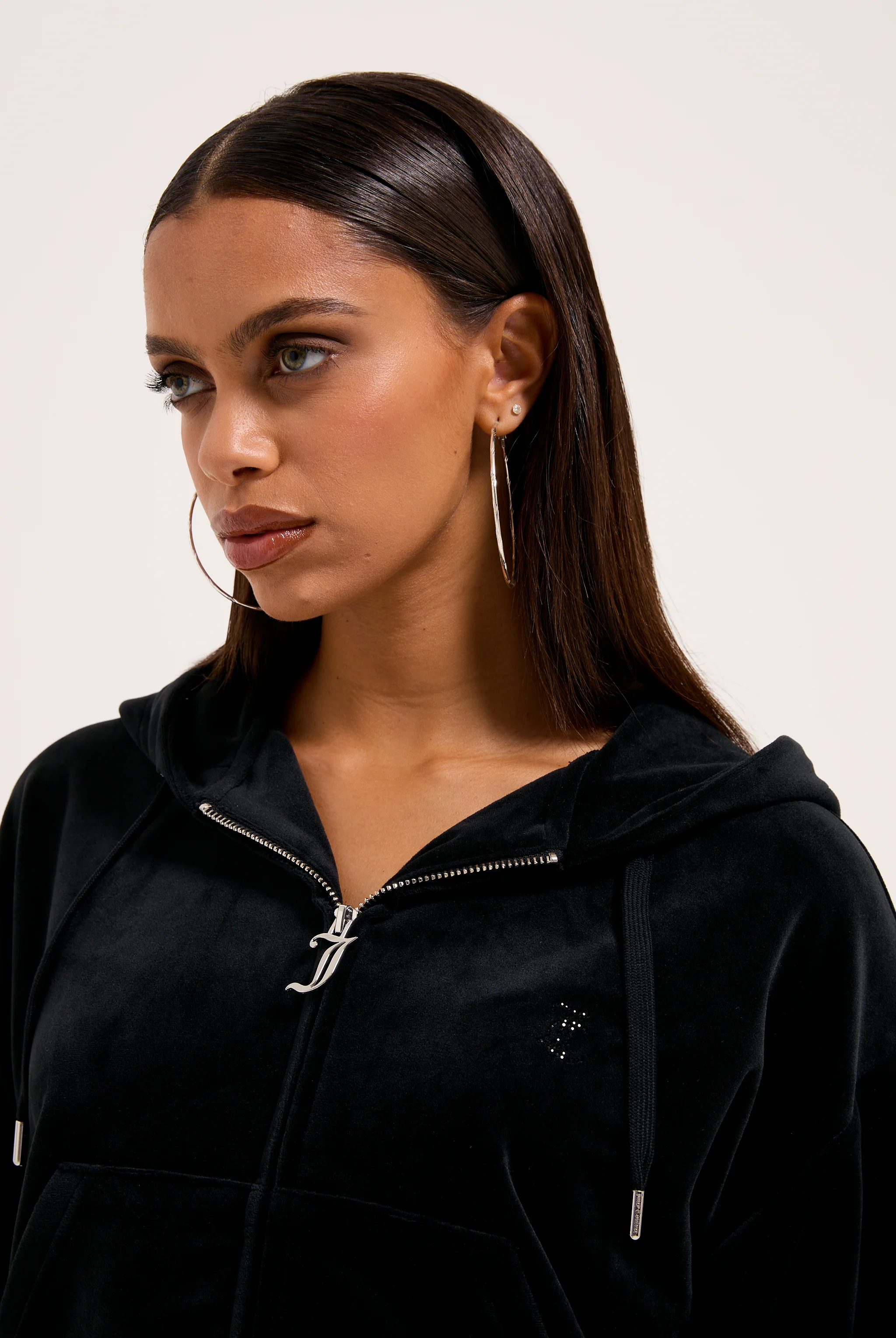 BLACK OUTLINE DIAMANTÉ OVERSIZED CROPPED HOODIE - Image 4