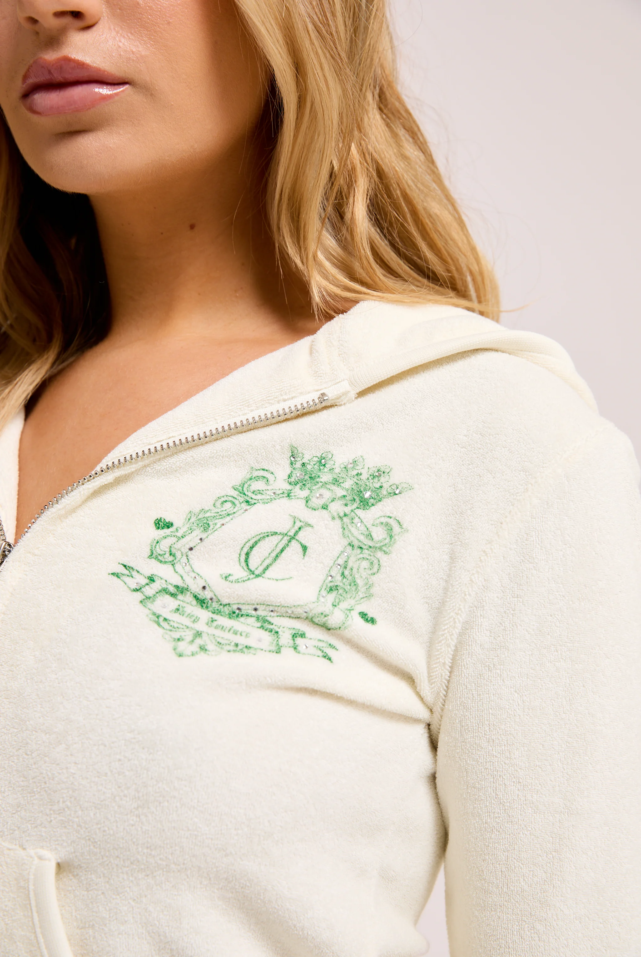 MARSHMALLOW TOWELLING CHATEAU HOODIE - Image 5