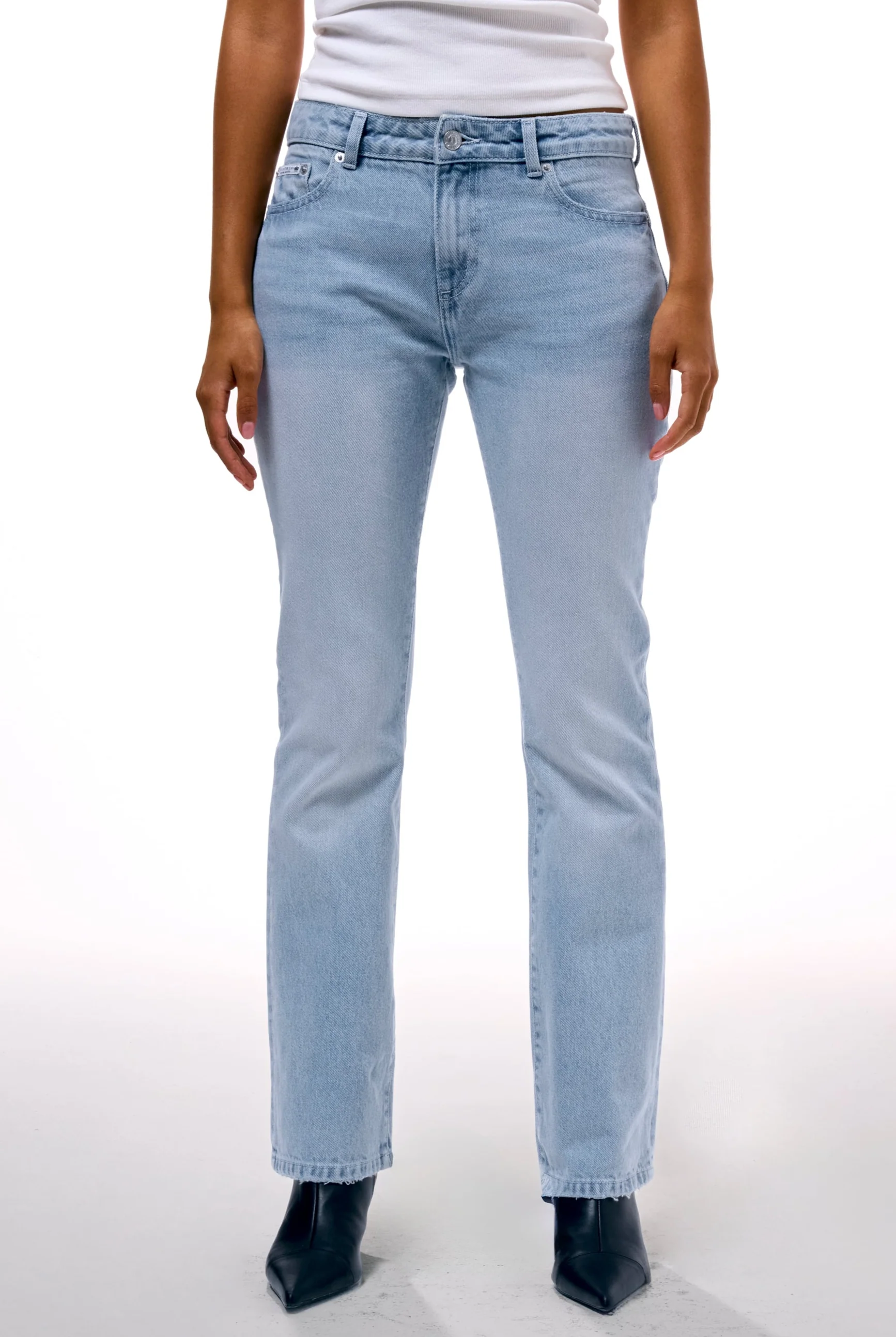 LIGHT WASH DOG CREST BOOTCUT JEANS - Image 5