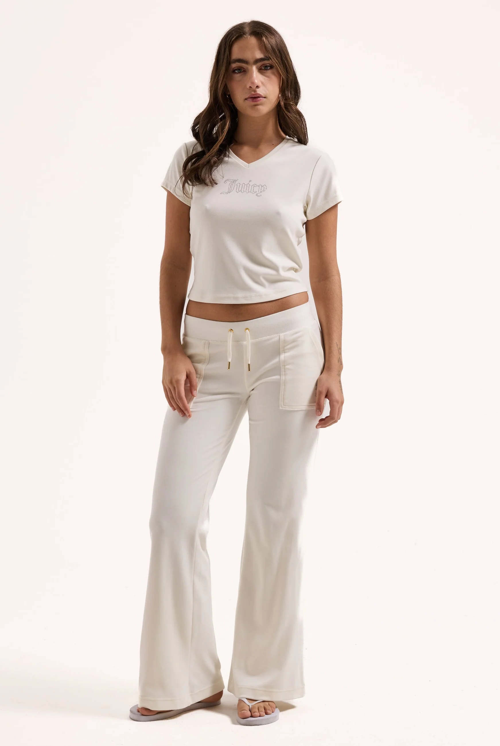 CREAM DIAMANTÉ V NECK T-SHIRT - Image 3