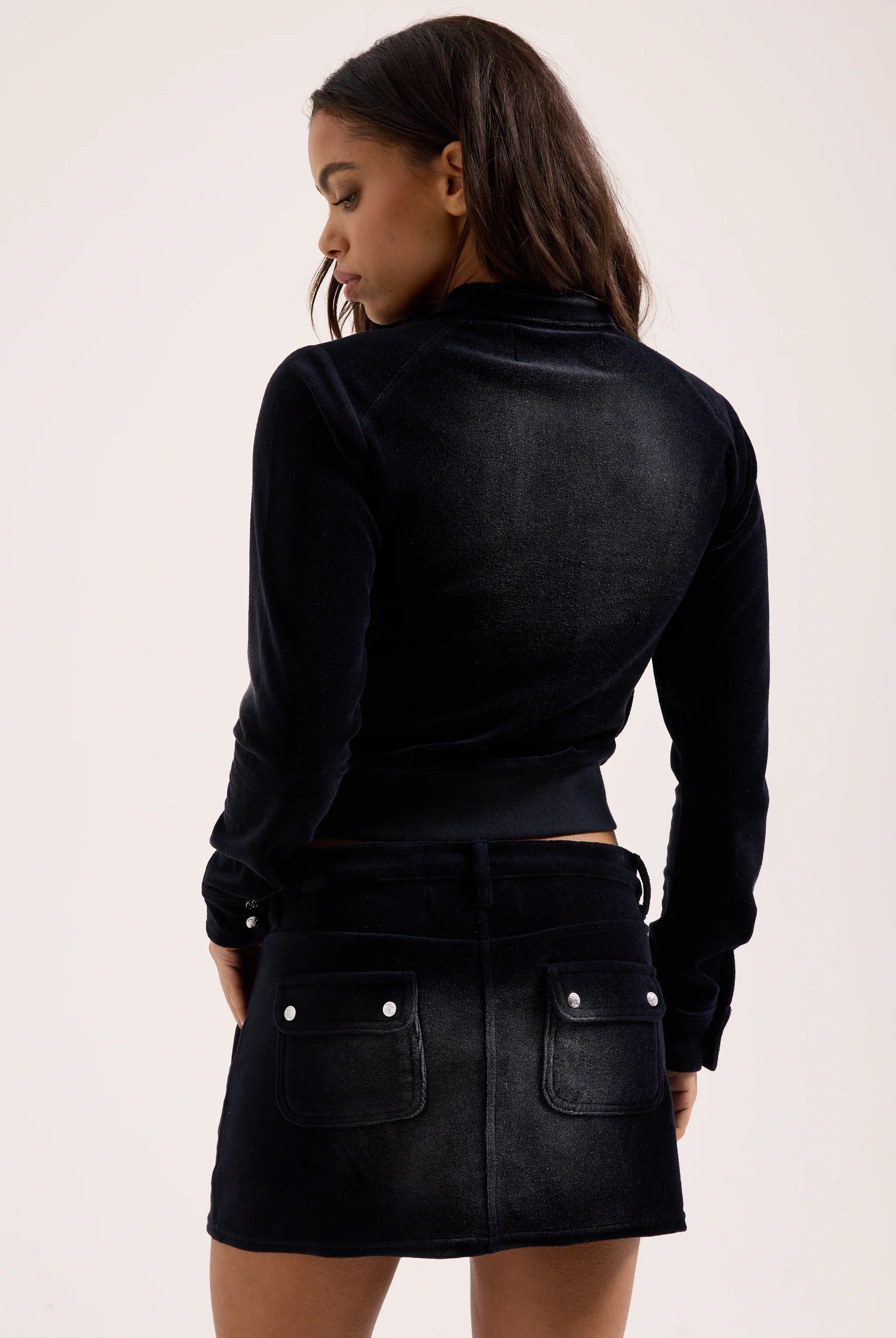 WASHED BLACK COTTON VELOUR MINI SKIRT - Image 4