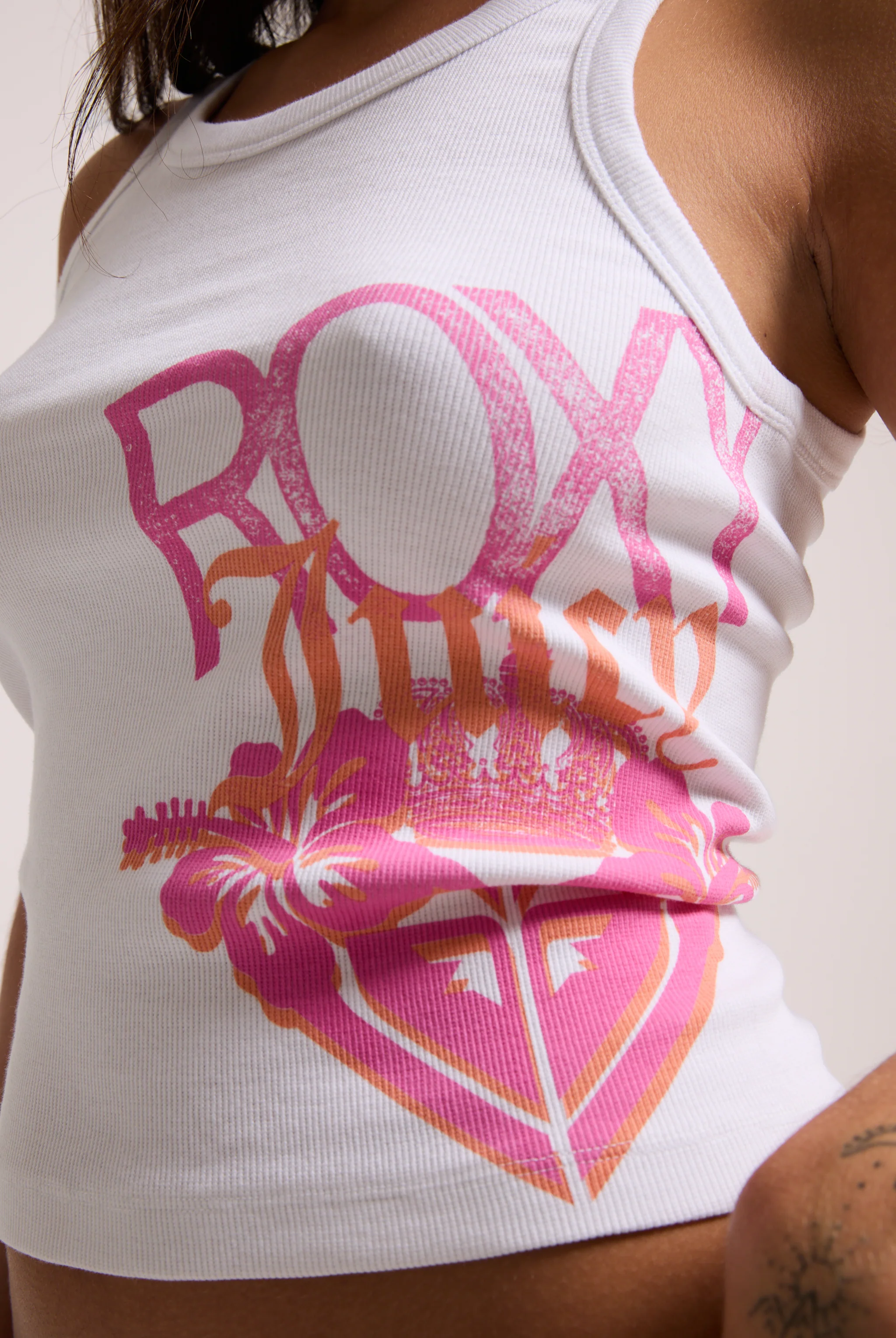 WHITE ROXY x JUICY COUTURE TANK TOP - Image 4